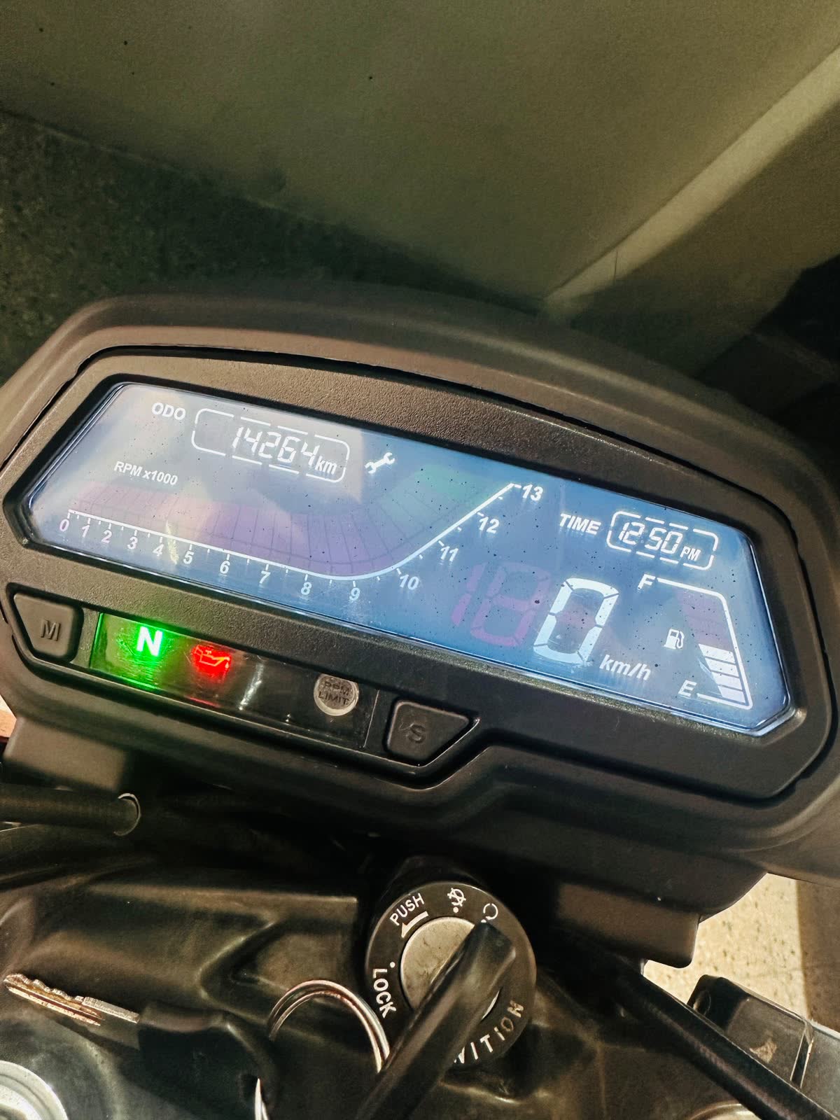 Bajaj Dominar 400 foto 8