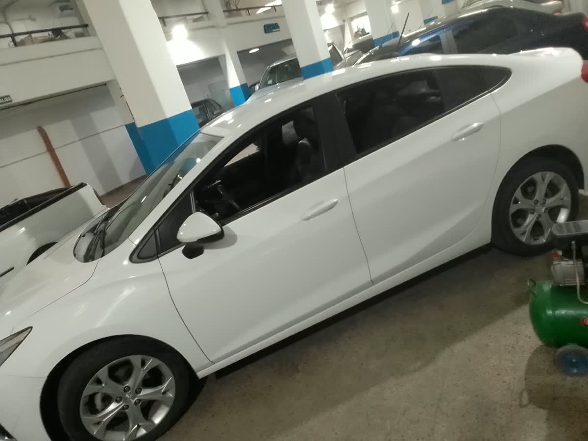 Chevrolet Cruze 4P 1.4 T LT MT foto 2