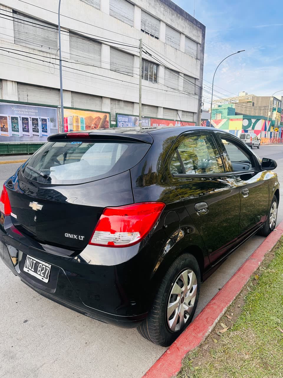 Chevrolet Onix 1.4 N LT foto 4