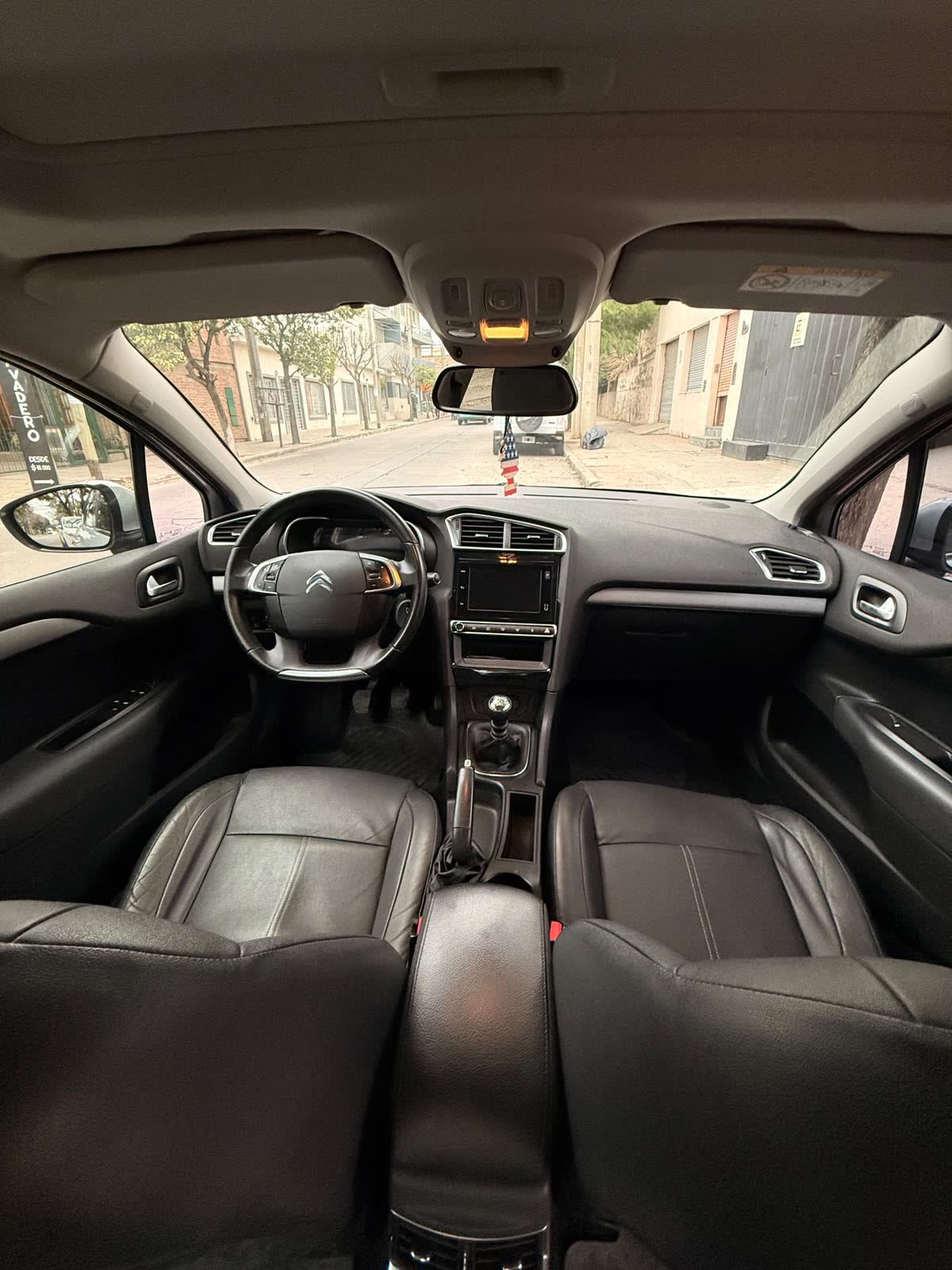 Citroen C4 Lounge HDI foto 9