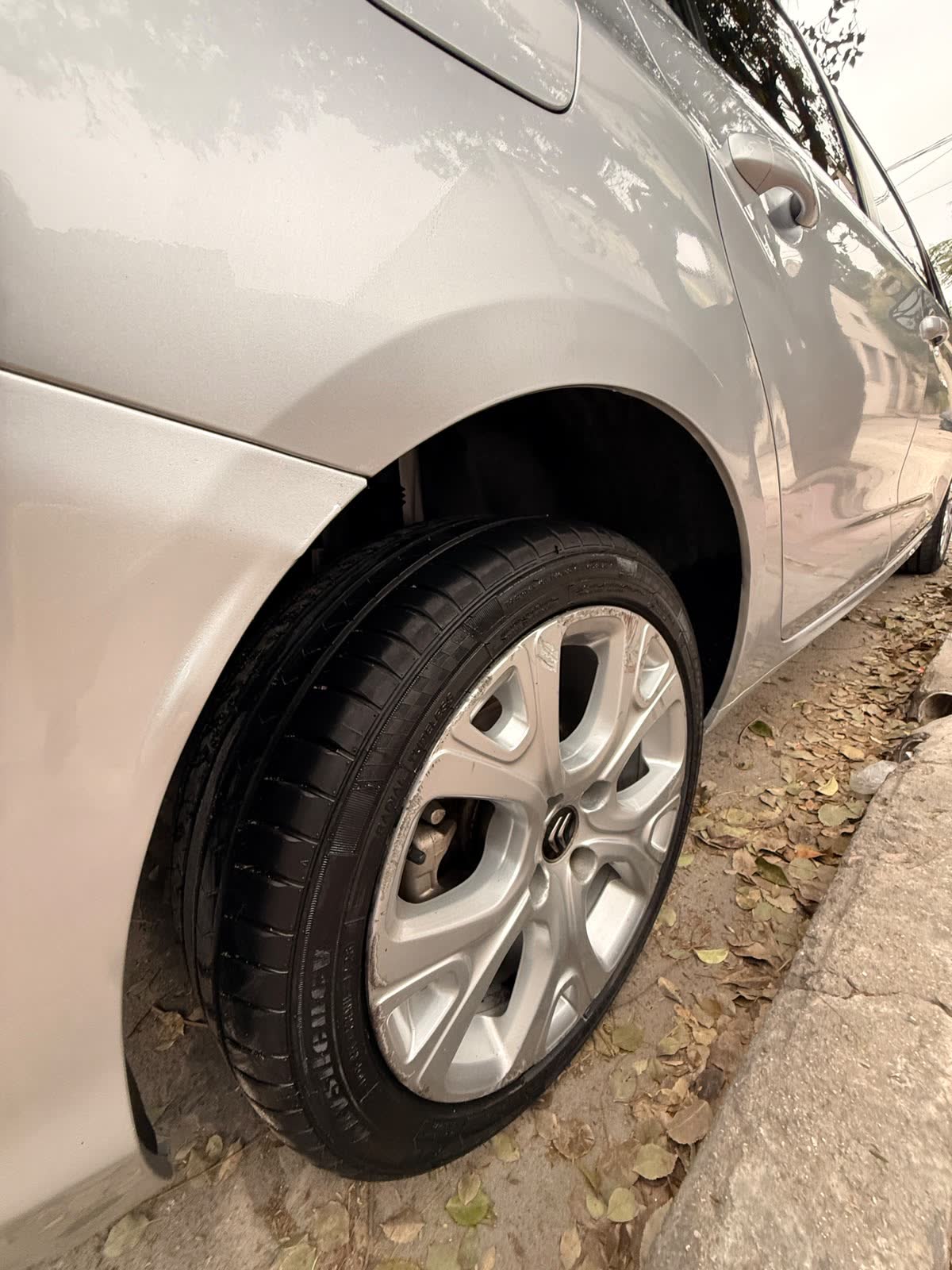Citroen C4 Lounge HDI foto 10