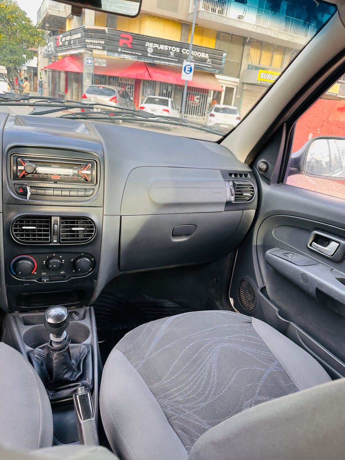 Fiat Siena EL 1.4 8V foto 9