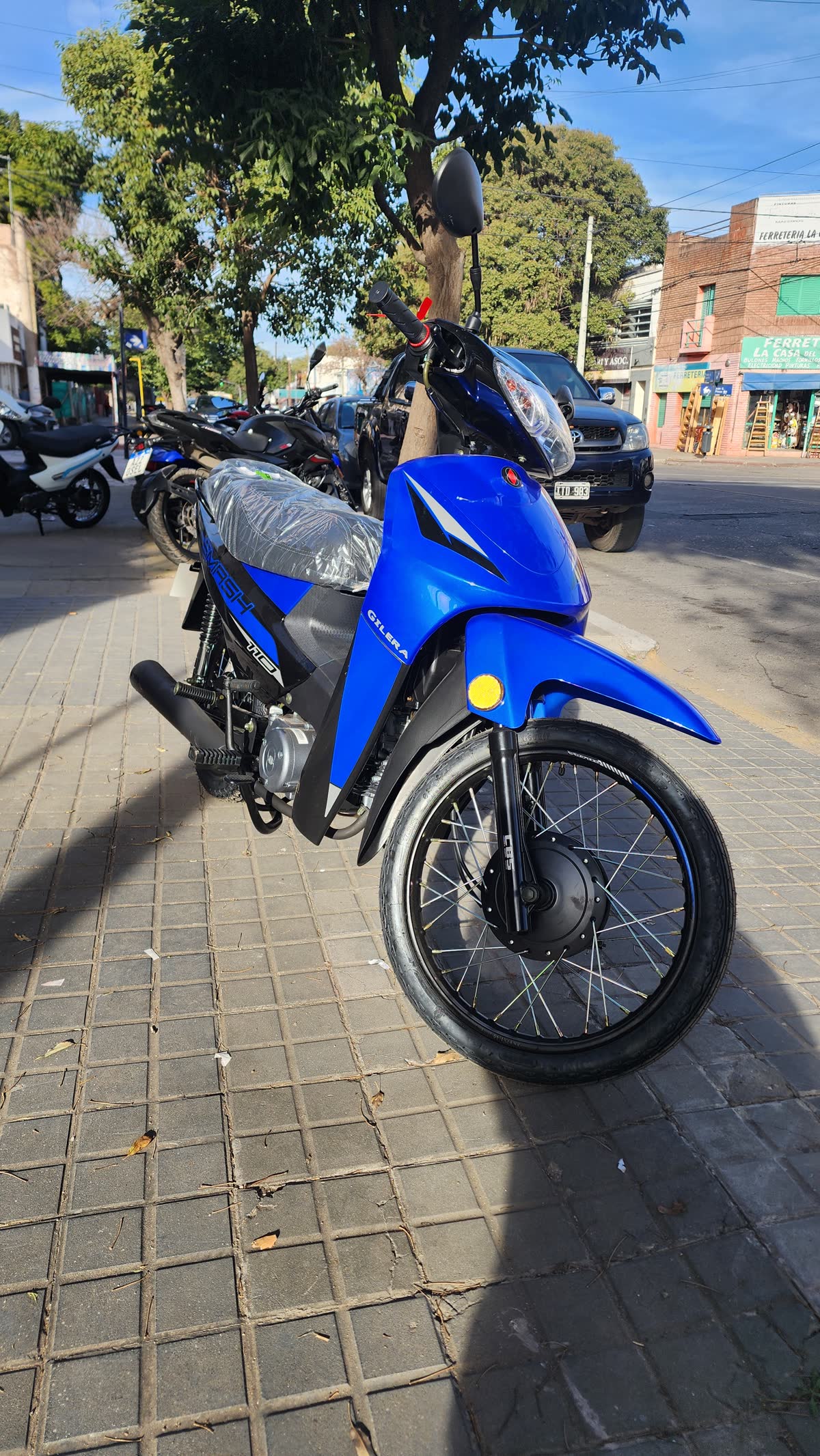 Gilera Smash 110 VS CBS