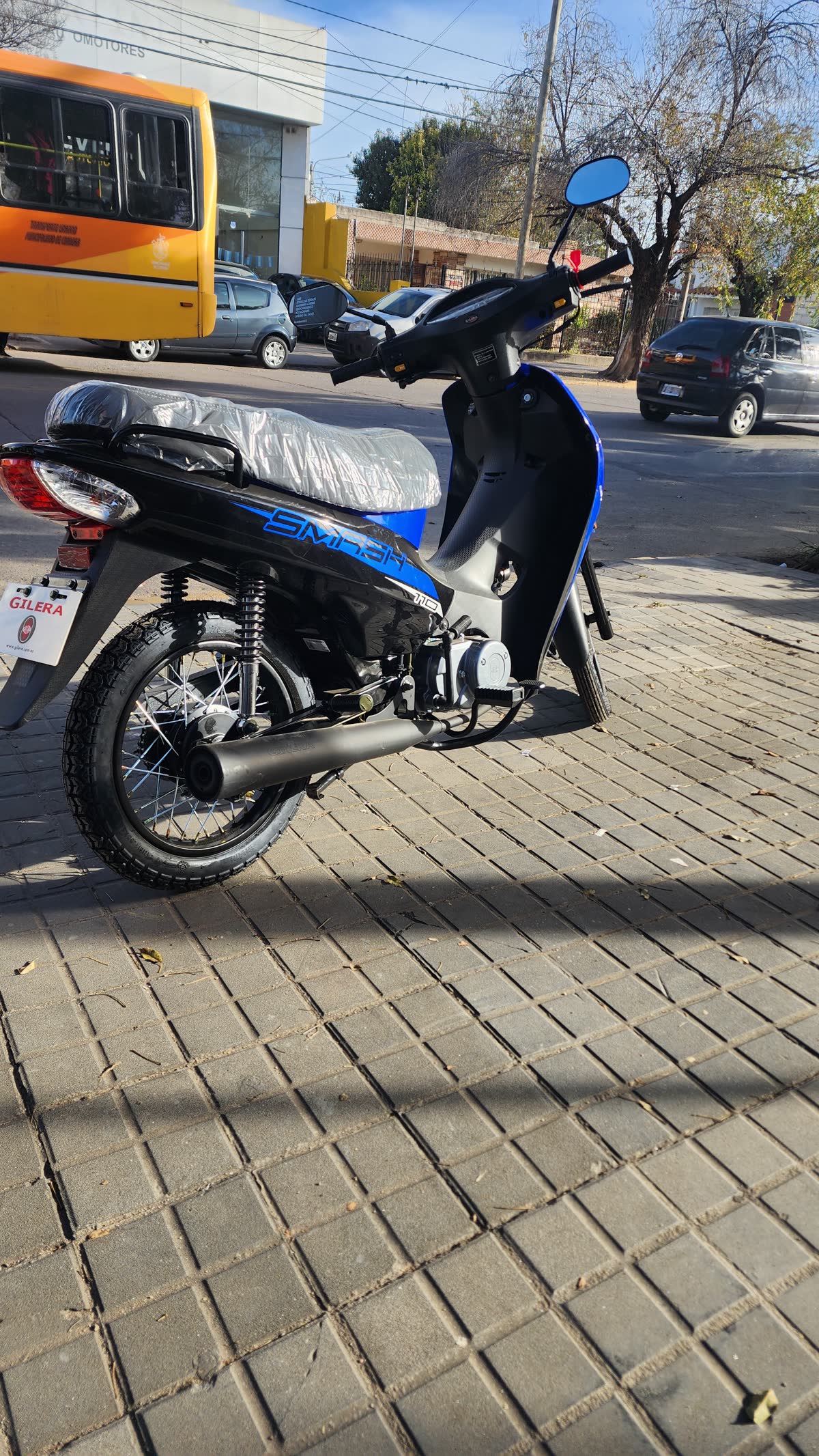 Gilera Smash 110 VS CBS foto 4