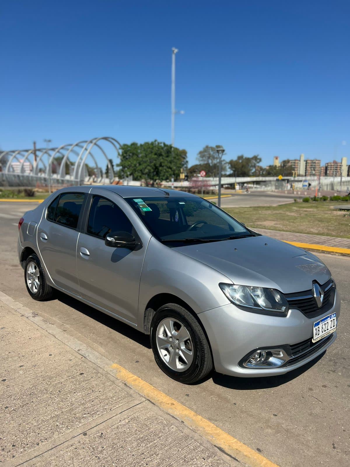 Renault Nuevo Logan Privilege 1.6 16V