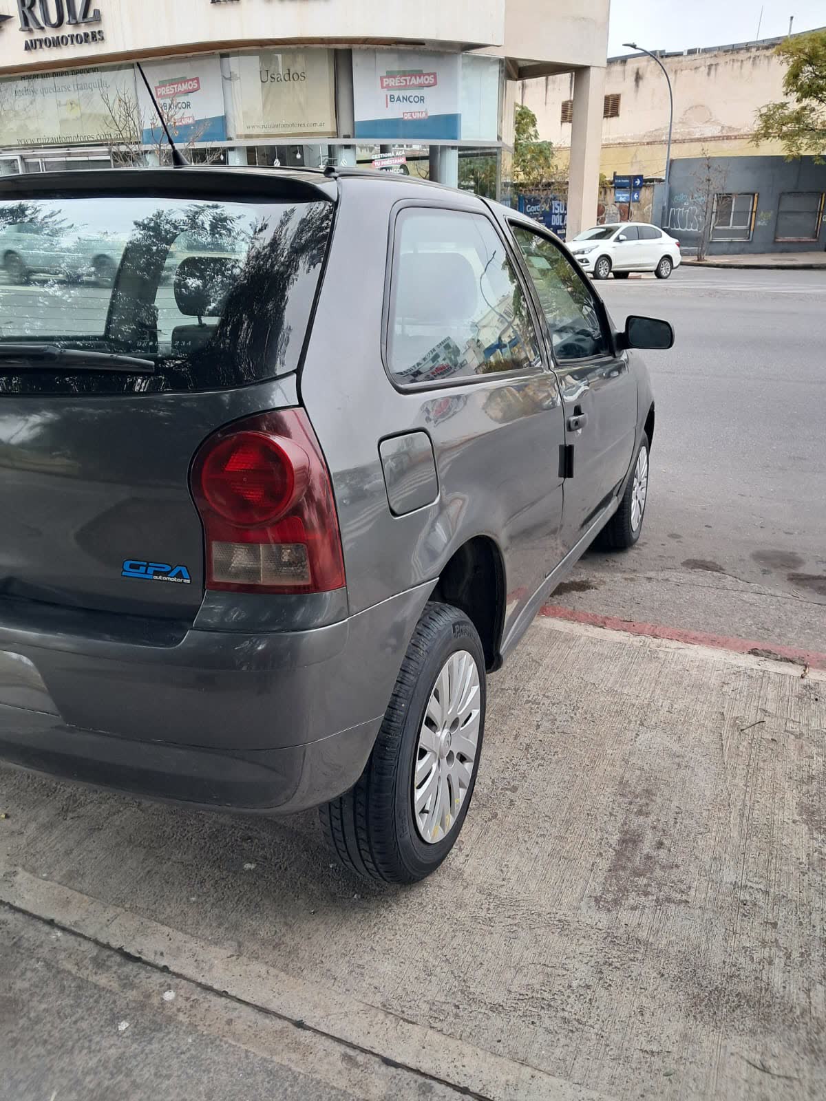 Volkswagen Gol Power 1.4 L foto 4