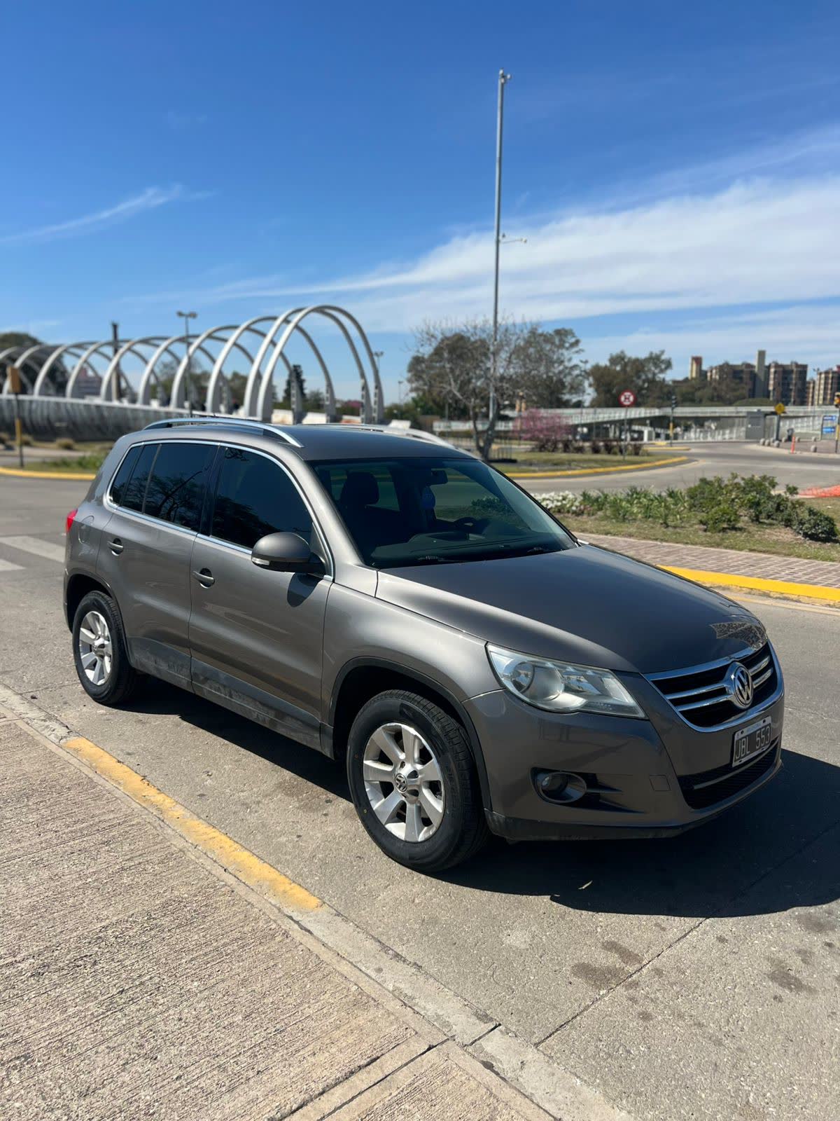 Volkswagen Tiguan 2.0 TSI