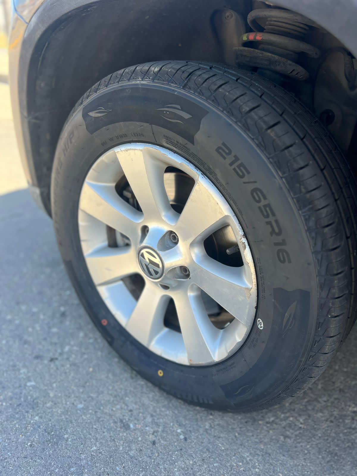 Volkswagen Tiguan 2.0 TSI foto 17