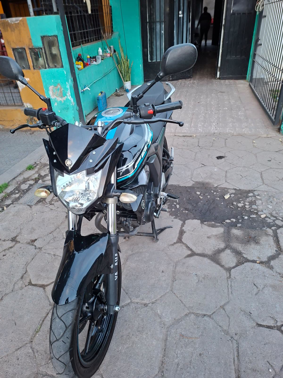Yamaha FZ S Fi foto 2